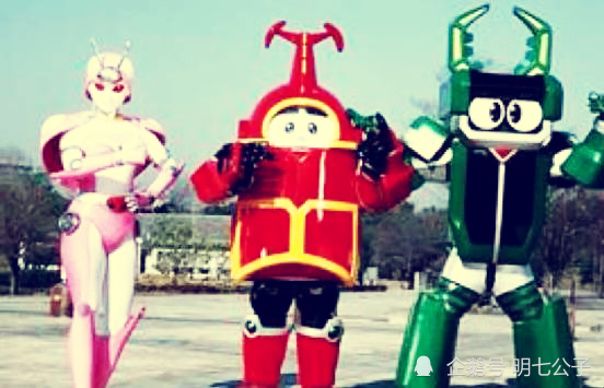 《铁甲小宝》各种厉害的机器人,唯独他最神秘!