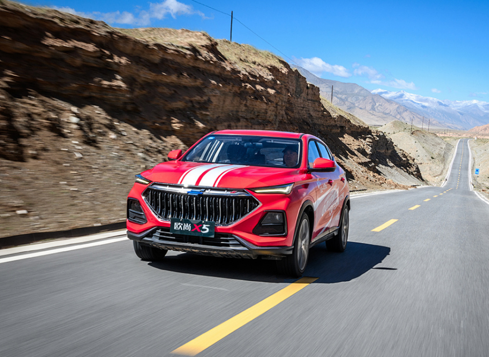 长安旗下的“价格屠夫”将更新，原厂带拉花，起步不到7万