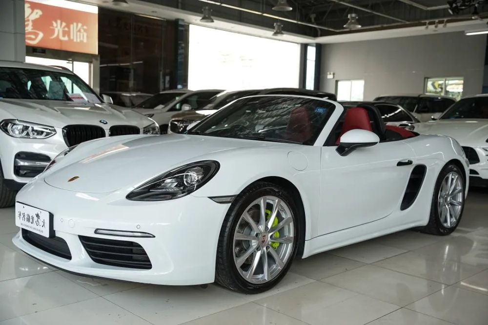 淘辆敞篷去兜风！车神屈可和小师妹来约你啦丨直播预告