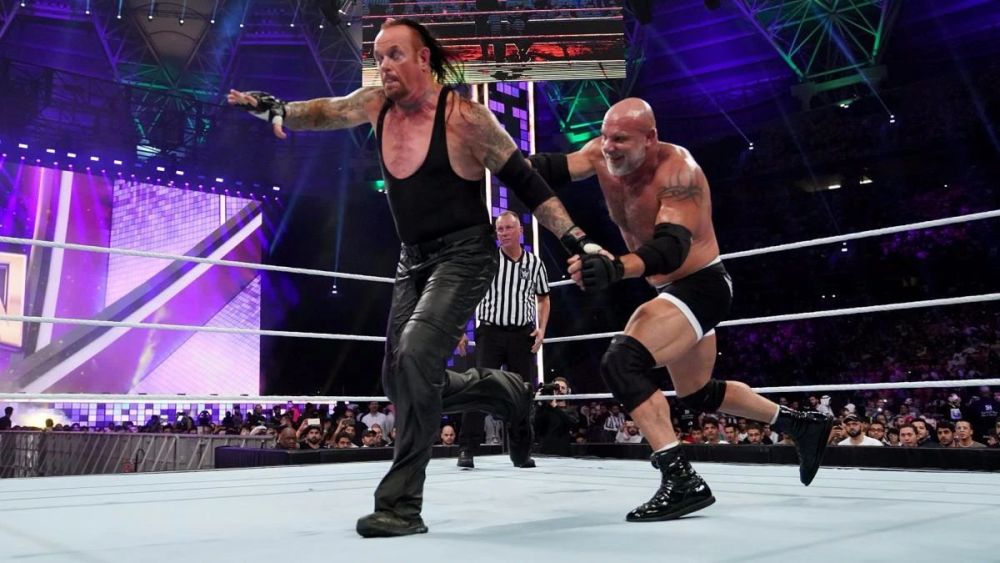 wwe战神高柏对战死神送葬者 充满失败的比赛中发生了什么?