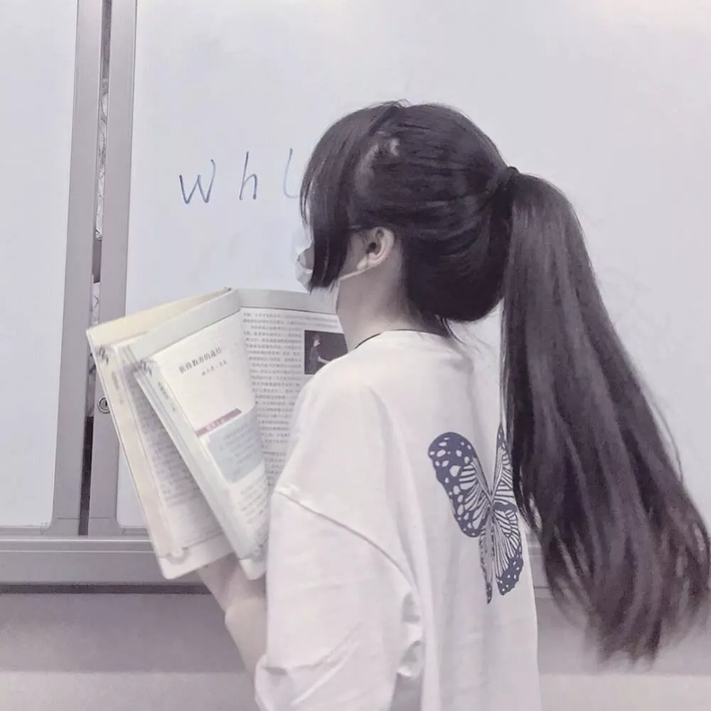 女生马尾头像:这个世界泥泞破碎,却也能开出温柔的花朵_腾讯新闻