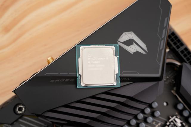 十一代酷睿i5 超频5.0ghz后爽吗?