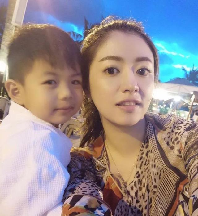 悲惨的沈丽君:凭美貌嫁豪门被逼到跳楼自杀,将儿女留给渣男小三_腾讯