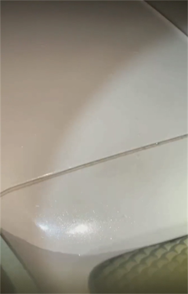 河南大暴雨，百万宾利被淹，水位接近引擎盖，车主还三番两次下库查看