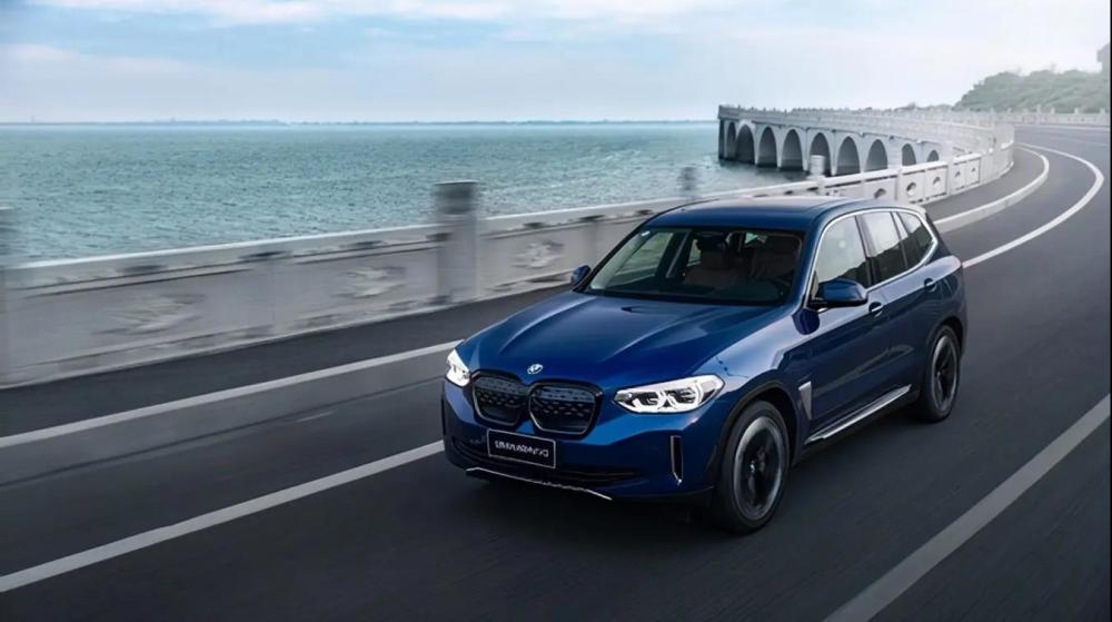 召回＋减配 蓝天白云的宝马 如今iX3降价10万卖不动