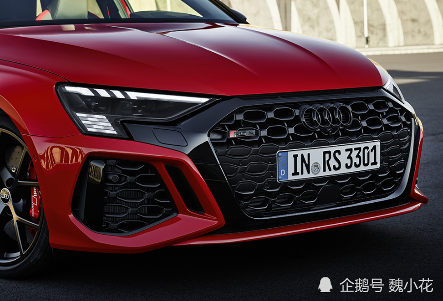 3.8秒破百，多种黑科技附体！全新RS3首发，AMG都不是对手