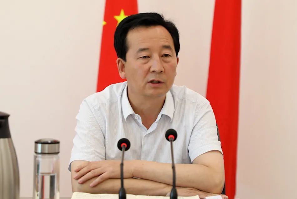 孟晓龙主持召开秦州区新冠肺炎疫情防控暨疫苗接种工作紧急会议