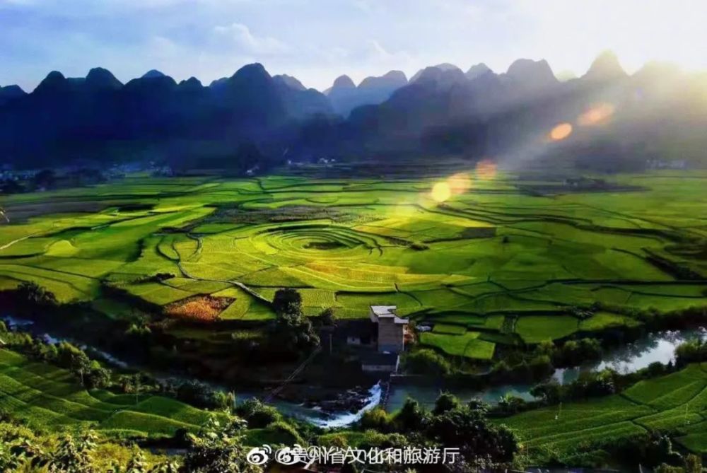 卫星x避暑胜地贵州省万峰林景区