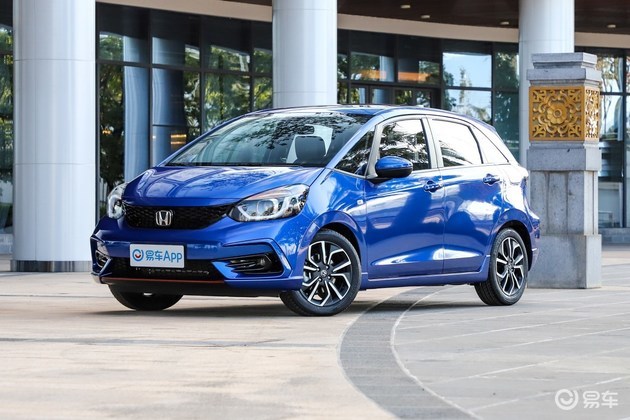 省油安全还要动力强 10万出头买精品小车该怎么选？