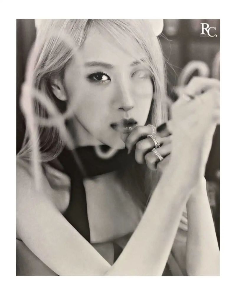 朴彩英ros07|on the ground 写真内页扫图_腾讯新闻