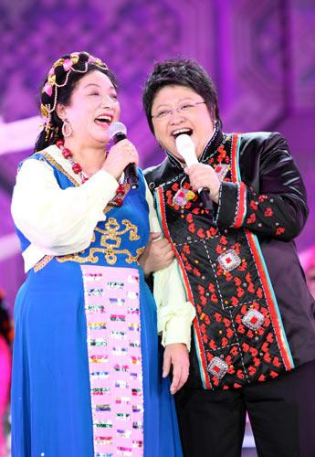 为河南募款3000万,与王一博连夜去郑州,抗疫暴瘦40斤