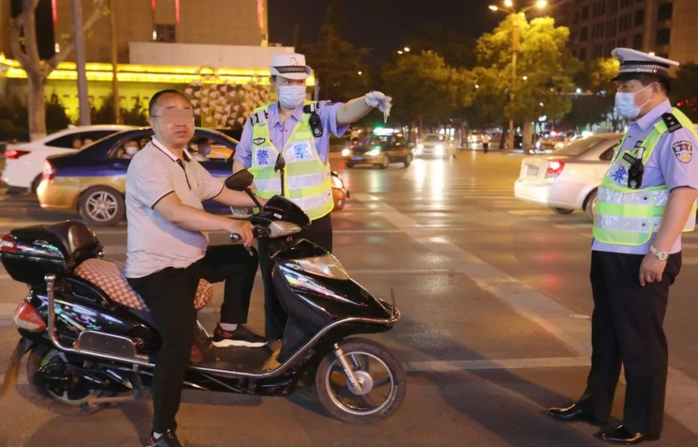 电动车新国标的到来，究竟有多大影响？销售专员说出实情，快来看