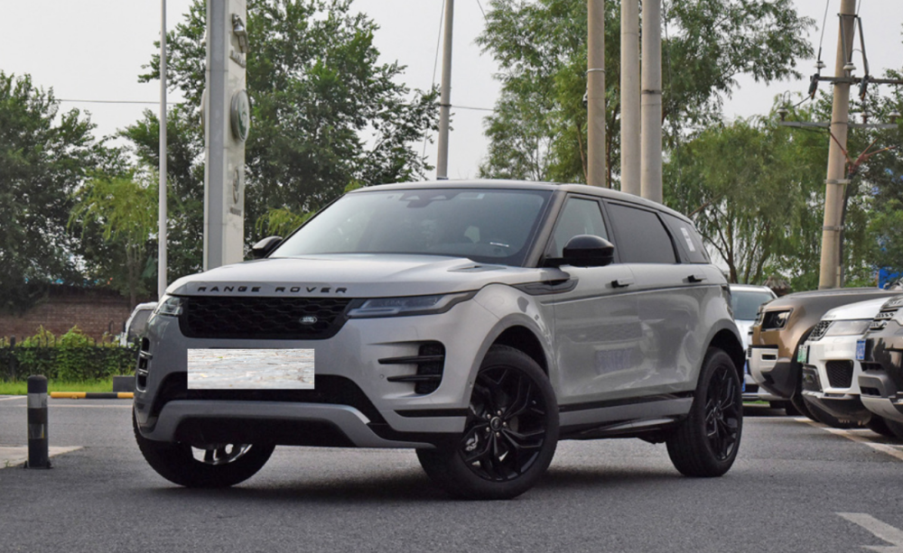 全系48V轻混，轴距比肩Q5L，价格跟X3看齐，新款揽胜极光L你不爱？