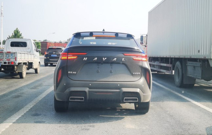 疑似全新哈弗H6 Coupe测试谍照曝光 尾部设计异常夸张