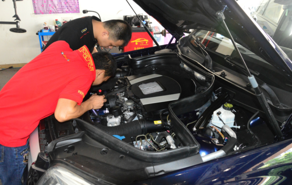 进入雨季，不少老司机都给爱车这样做检查