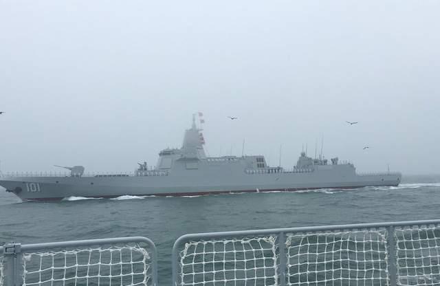 不要只看112個垂髮單元,它能裝下更多導彈|巡洋艦|055型驅逐艦|052d型