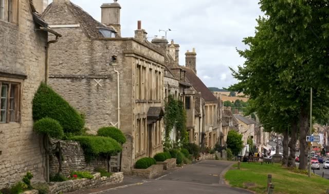 欧洲小镇房子大甩卖买一套只要8块钱究竟隐藏着什么秘密呢