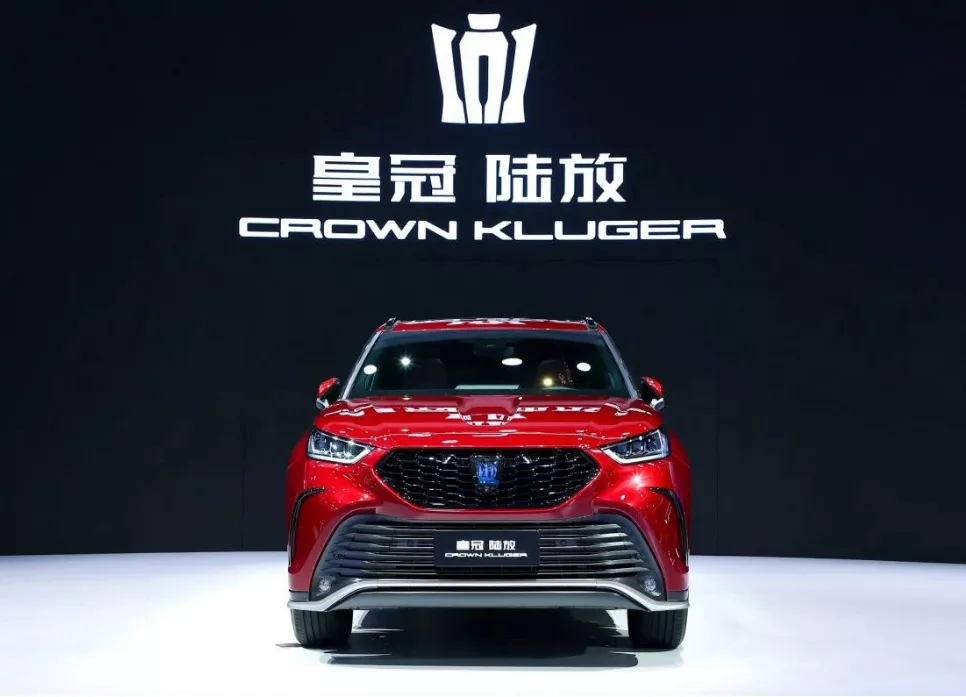 5米车长，28万起售，比汉兰达配置更丰富的皇冠陆放值得买吗？