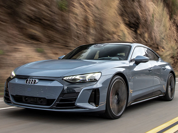 奥迪车型规划曝光！年内将推三款新车，保留经典造型，有望取代A8