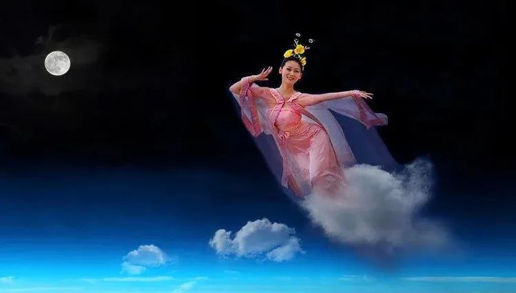 嫦娥五号将五星红旗插到月球后,为何有人怀疑美国登月的真实性?