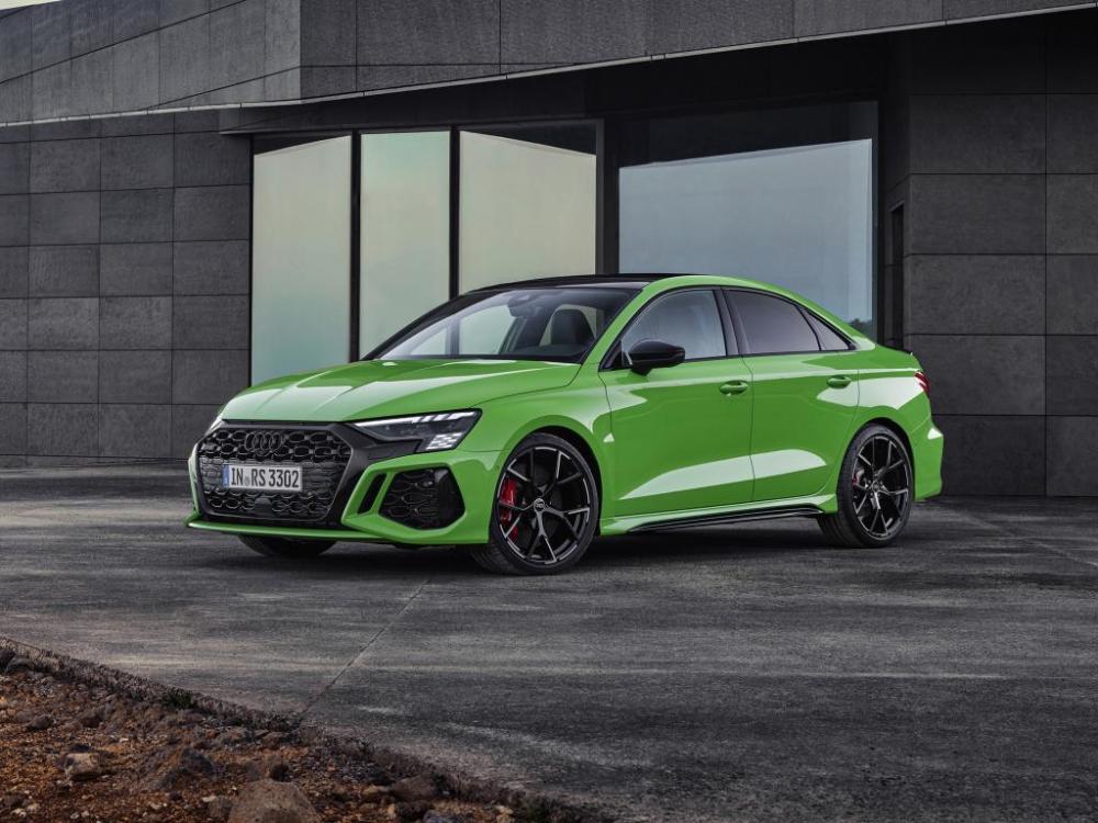 3.8秒破百，造型更战斗，全新奥迪RS3正式亮相