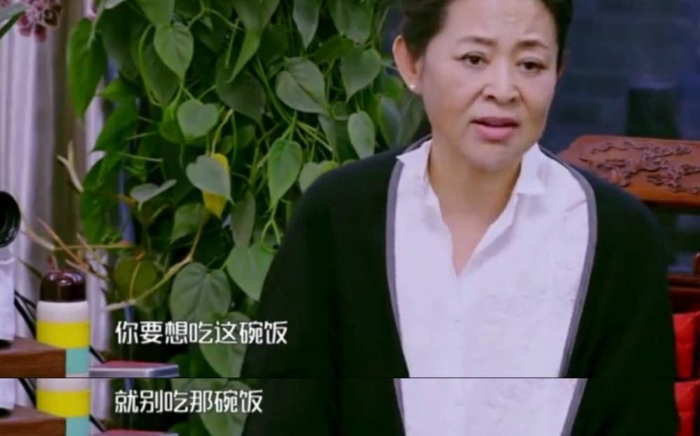 曾倾家荡产给爱子治病，连双新鞋都不舍得买，如今50万说捐就捐