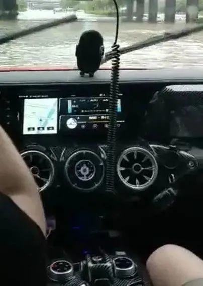 猜车：再不猜腿就掉粉了！