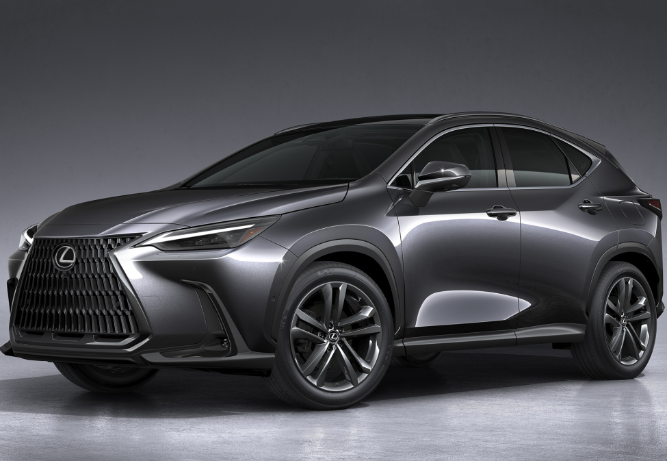 雷克萨斯全新SUV酷炫登场！看到实车，网友：可以吊打宝马X1