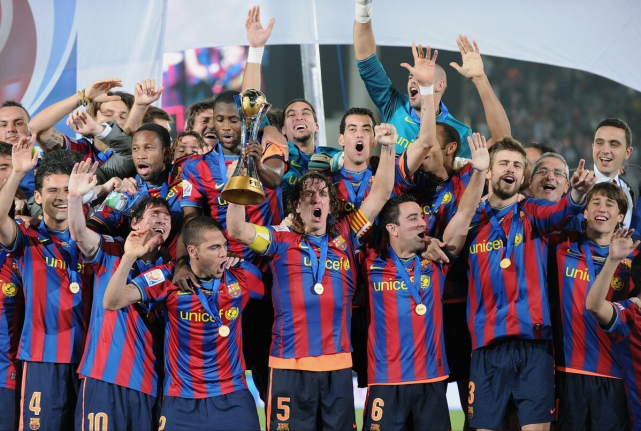 梅西,马克斯韦尔,伊涅斯塔,皮克和哈维,他们的共同点都是巴萨"梦三队"