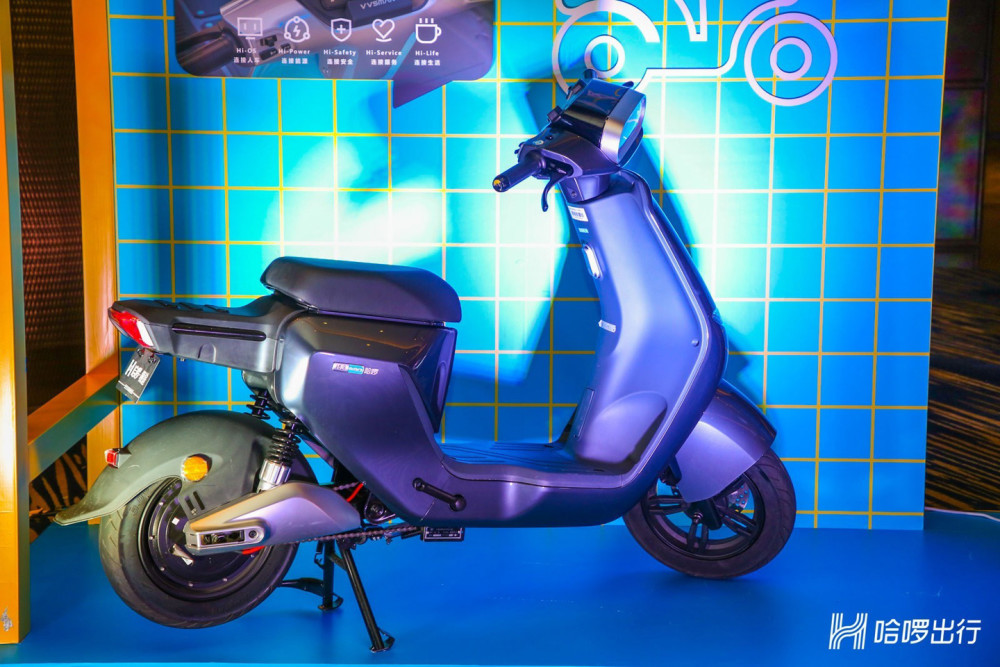 哈啰发布新款共享助力车白鸥 Q18、电动车A86 以及“小哈能量站”