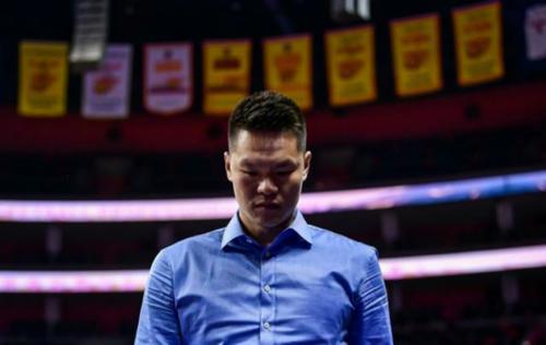 李洪庆一招“打脸”辽篮！朱芳雨有先见之明，大家都错怪杨鸣了