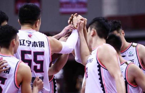 李洪庆一招“打脸”辽篮！朱芳雨有先见之明，大家都错怪杨鸣了