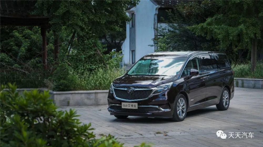 强者更强，这是更会照顾人的别克GL8艾维亚六座贤礼版