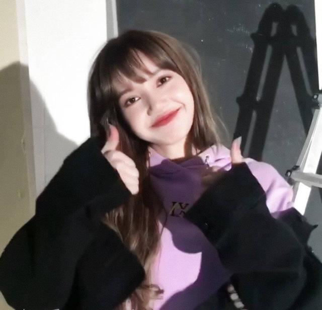 人间芭比lisa头像专场