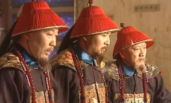 康熙王朝中李光地弹劾明珠为何偏偏在其寿宴上动手原因有三