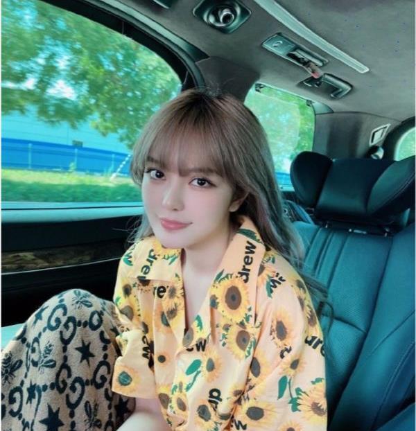 周扬青罕谈遭爱人背叛,回应未删与罗志祥恩爱过往:不是不好的东西