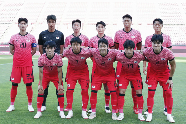 韩国队奥运"拒握手"全球发酵后,足协给出解释,反引起更大嘲讽