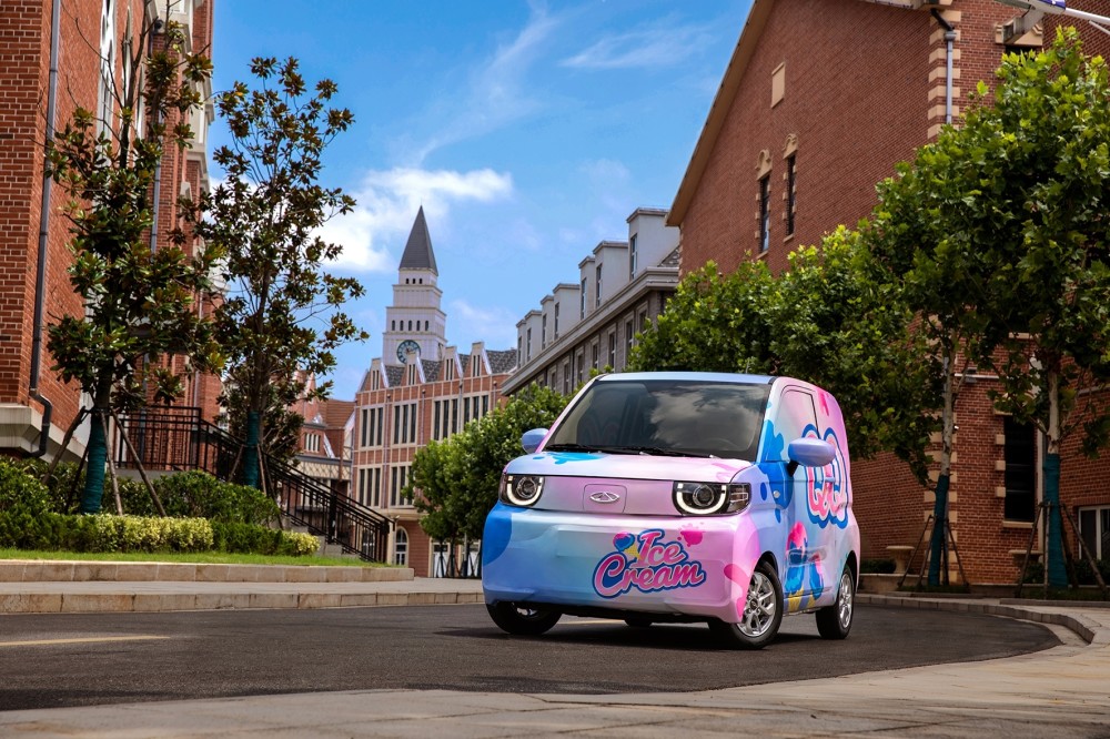 五菱宏光MINI EV有压力了，奇瑞QQ冰淇淋实车曝光