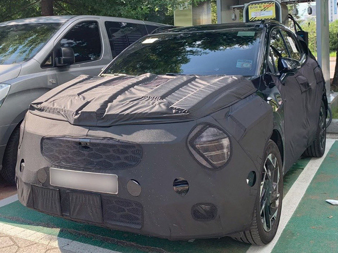 起亚狮跑新车型谍照曝光！搭全新动力，海外13万起售，明年开售