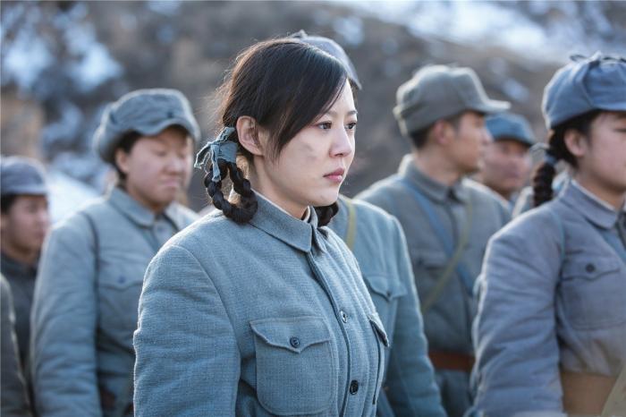 打情骂俏谈情说爱,《烽火抗大》拉低抗日神剧底线,央视眼光差了