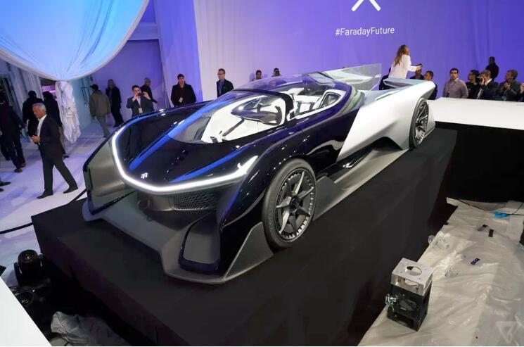 长城汽车3.0T动力总成将搭载于坦克600；创维ET5将于27日上市