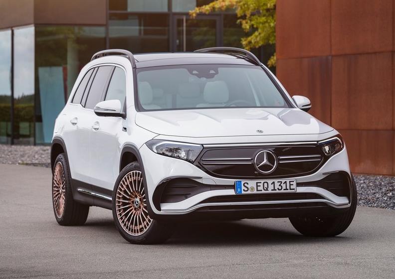 奔驰首款紧凑型纯电SUV即将上市，续航达512公里