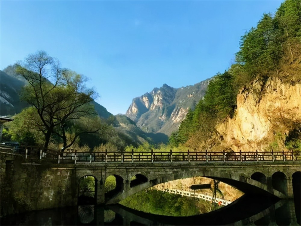 藏在河南的熱火景區境內景點多達200處避暑好玩快來打卡