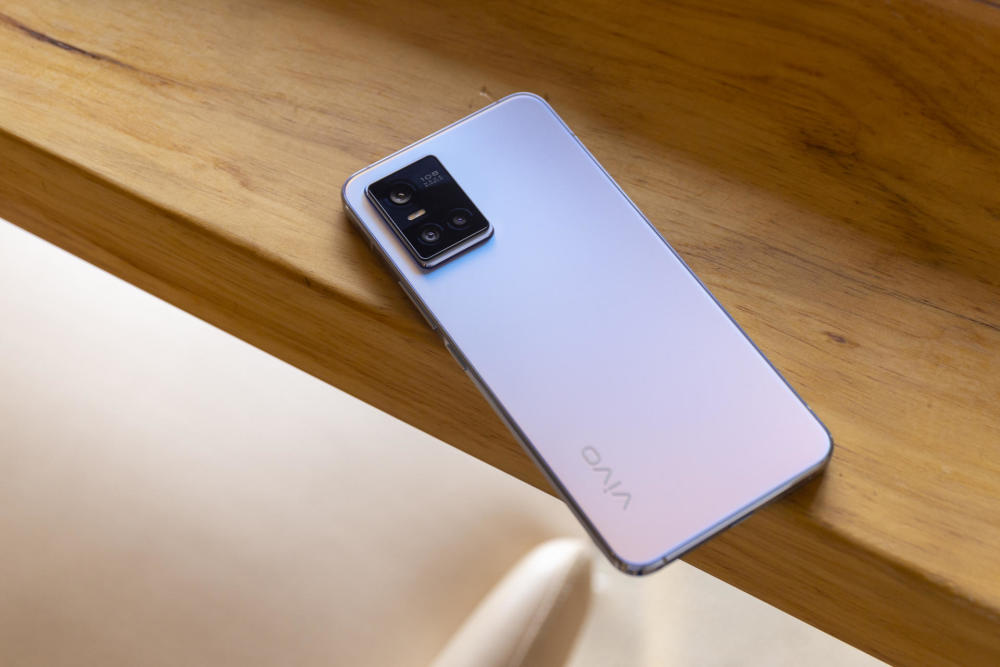 用着用着后壳就"变色"了?vivo s10 pro玩出新创意