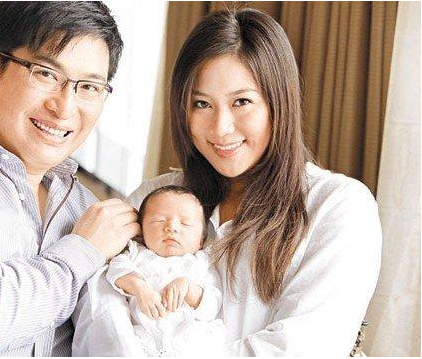 她嫁大30岁的富豪,新婚13天丈夫去世被说克夫,今50岁再嫁豪门