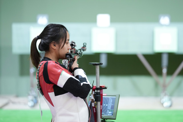 中国冲首金射击女将:我叫王璐瑶,王中王,一定要拿冠军的名字
