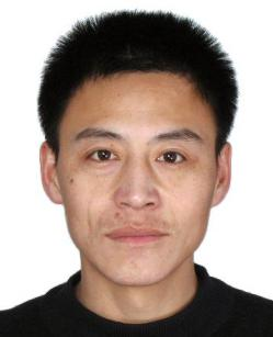 李洪武,男,1973年8月25日生,塔河县人,已到案齐文彪,绰号"齐小子",男