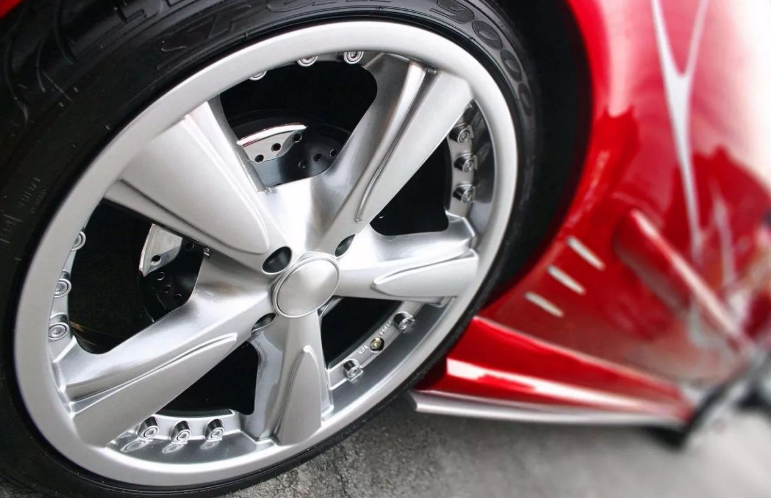 宝马车将防爆胎换成普通胎行不行？