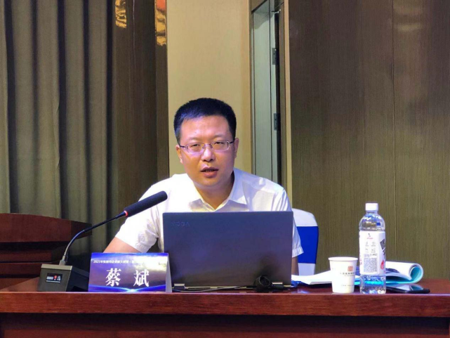 参会人员表示,两位授课老师的讲解,层次清晰,内容全面,重点突出,理论