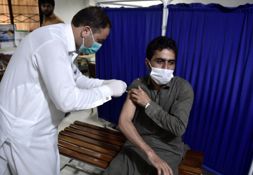 (国际疫情)巴基斯坦累计新冠病例超百万